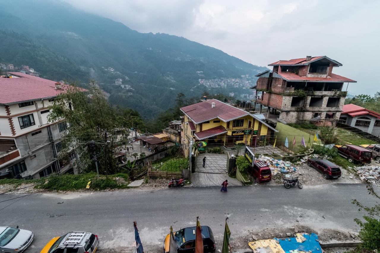 Maplewood Hotel & Spa Gangtok Εξωτερικό φωτογραφία